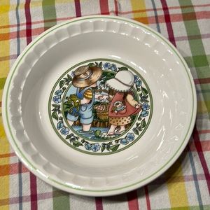 Country Kids pie dish